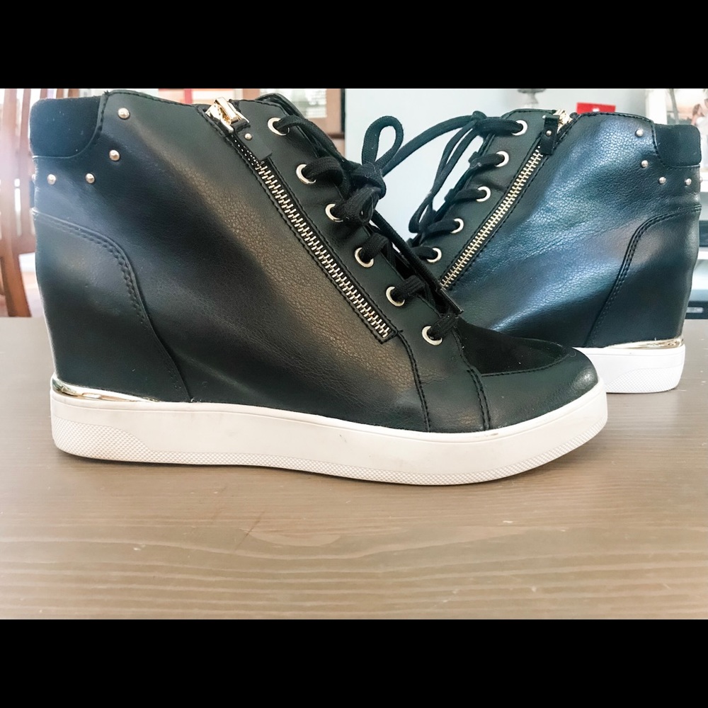 ALDO
Women's Kaia Wedge Sneakers size 10 black